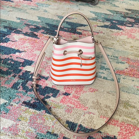 kate spade Bags Kate Spade Crossbody Bucket Bag Poshmark